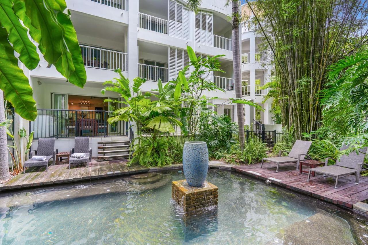 The Beach Club Premium Private Apartments Palm Cove Exterior photo