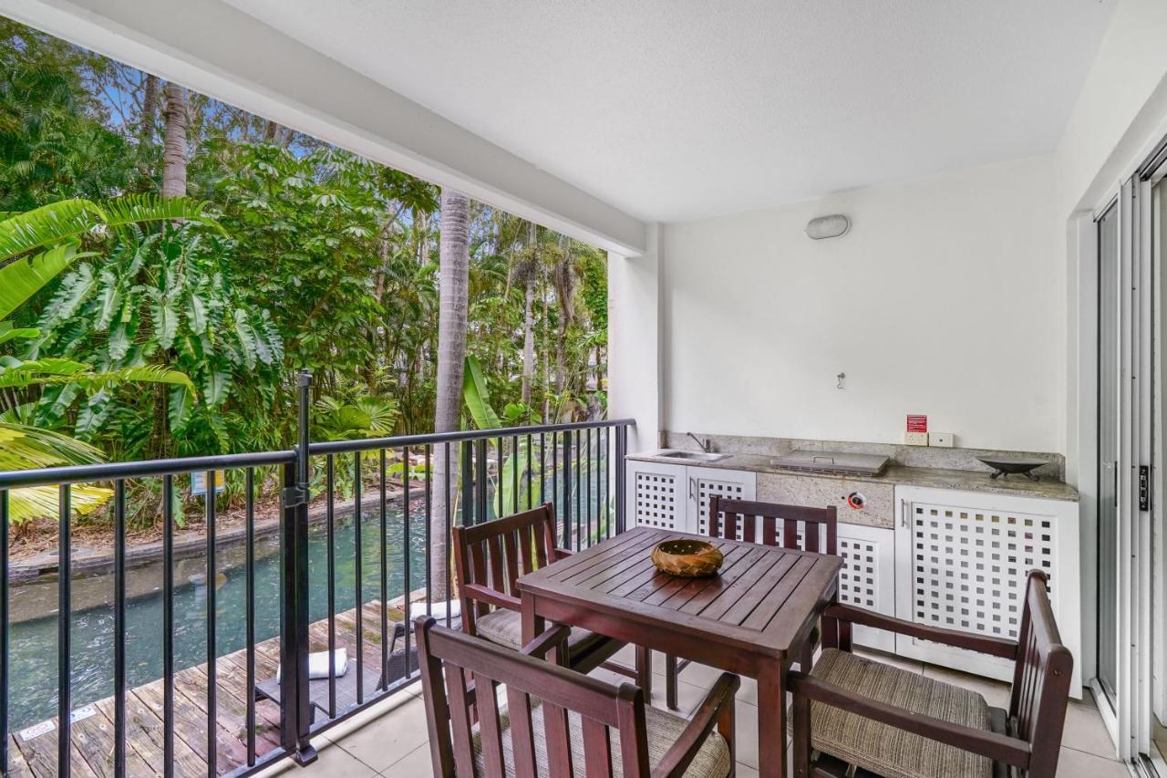 The Beach Club Premium Private Apartments Palm Cove Exterior photo