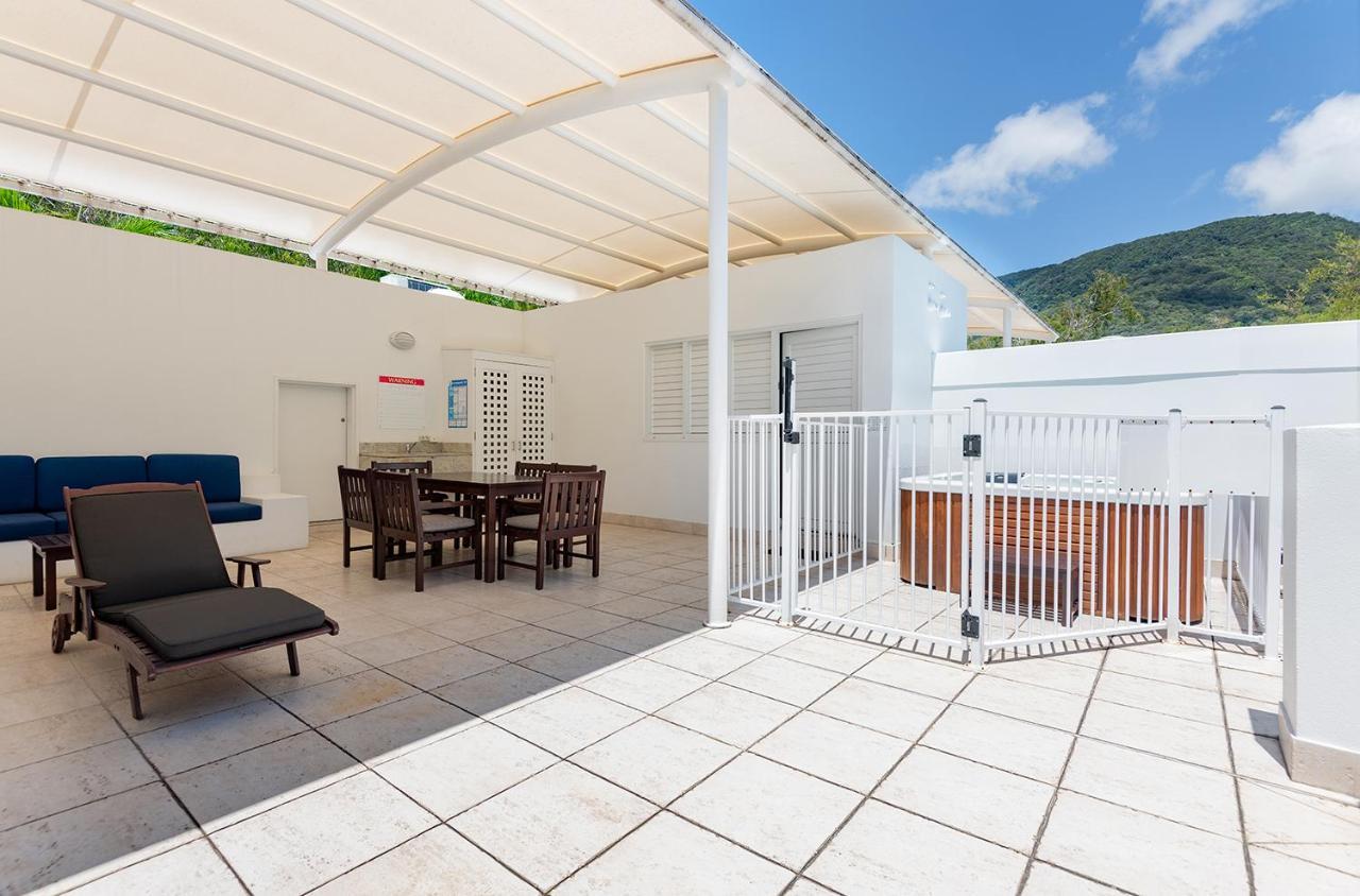 The Beach Club Premium Private Apartments Palm Cove Exterior photo