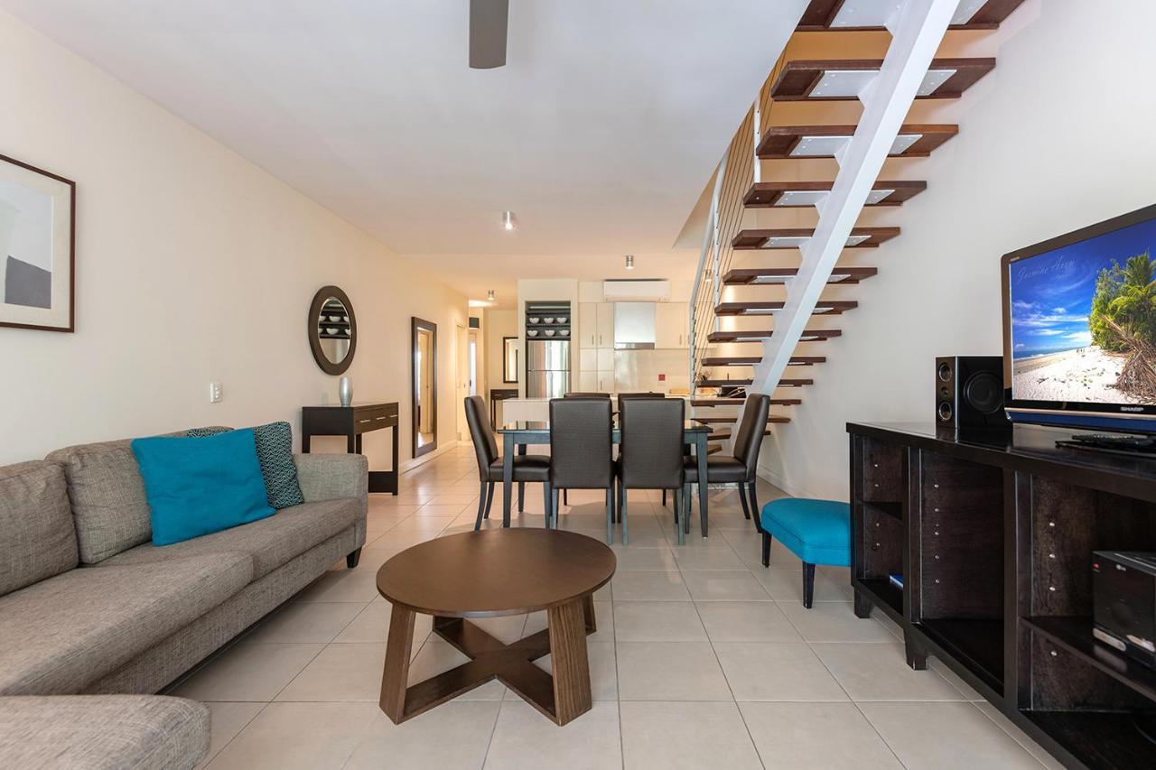 The Beach Club Premium Private Apartments Palm Cove Exterior photo