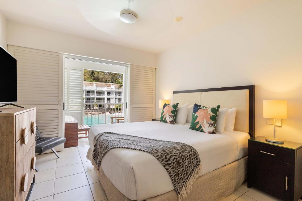 The Beach Club Premium Private Apartments Palm Cove Exterior photo