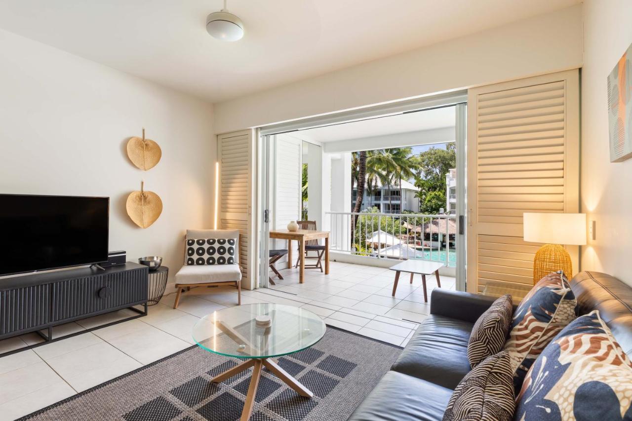 The Beach Club Premium Private Apartments Palm Cove Exterior photo