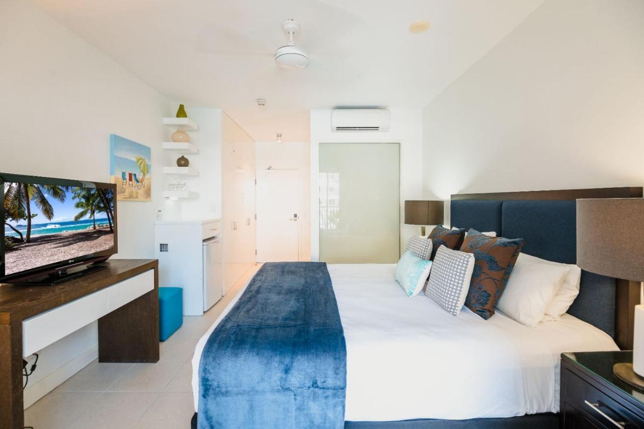 The Beach Club Premium Private Apartments Palm Cove Exterior photo