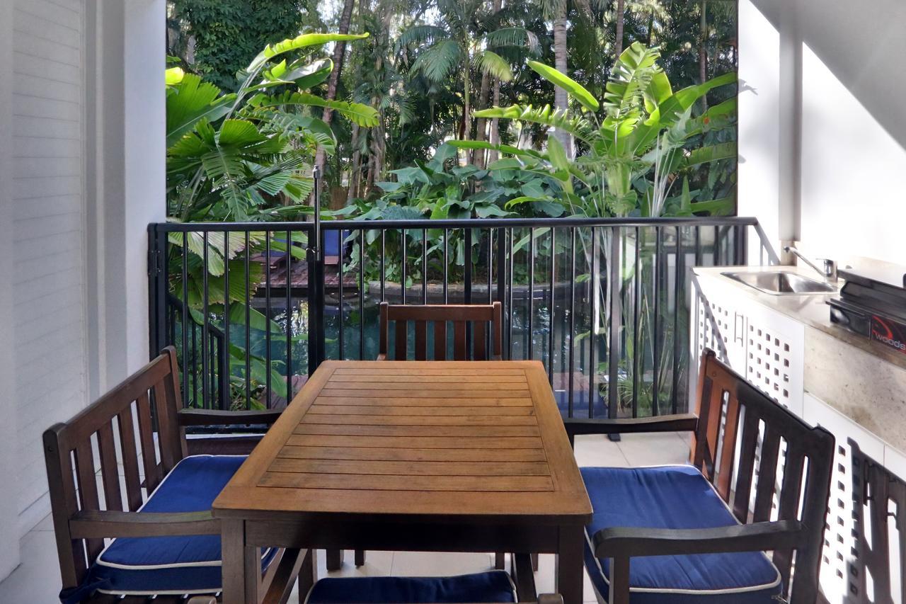 The Beach Club Premium Private Apartments Palm Cove Exterior photo