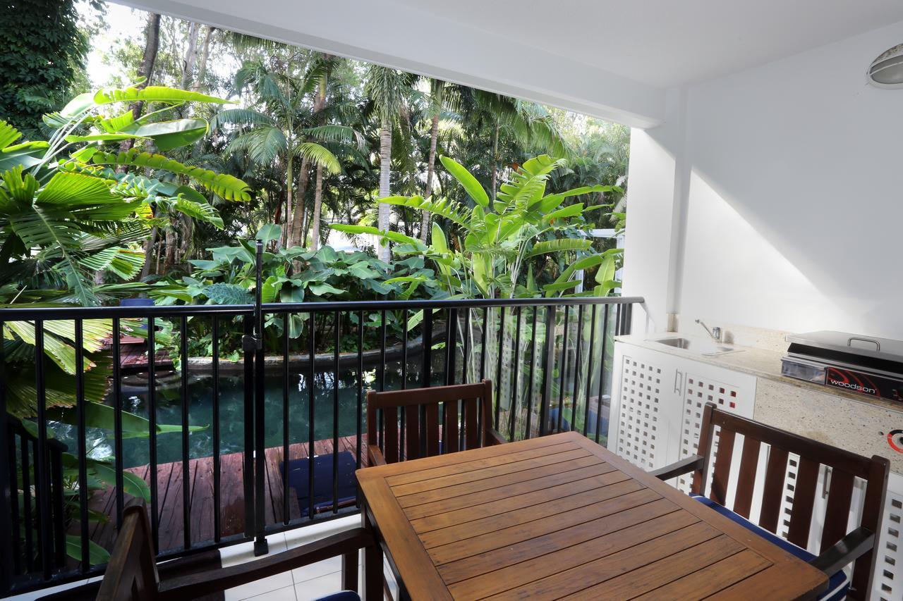 The Beach Club Premium Private Apartments Palm Cove Exterior photo