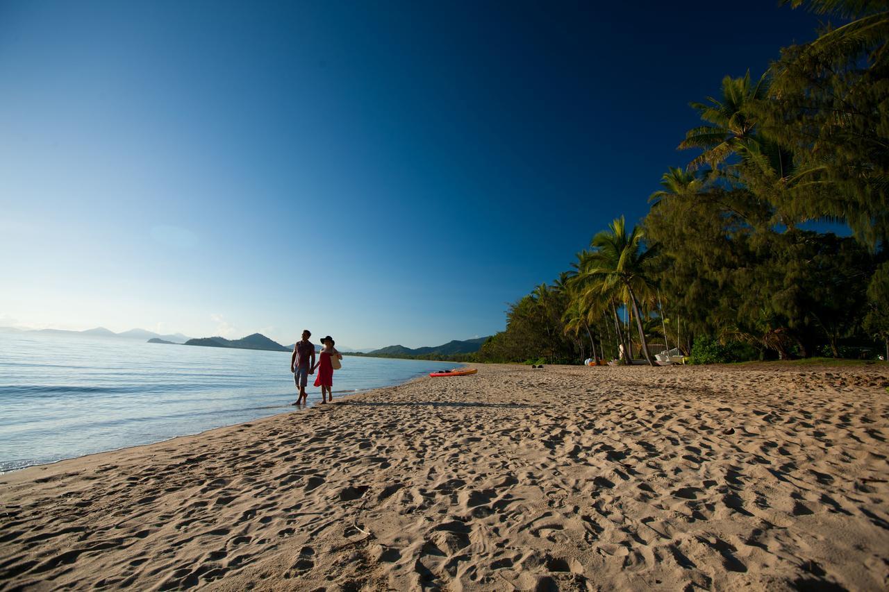 The Beach Club Premium Private Apartments Palm Cove Exterior photo